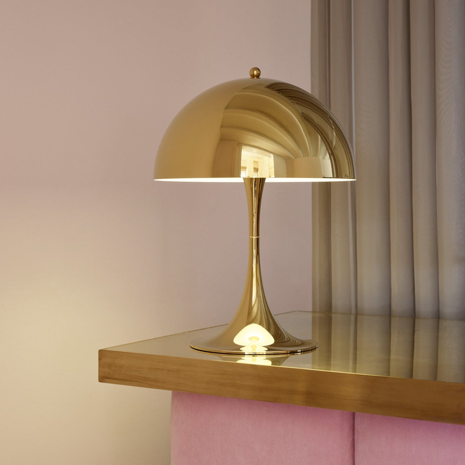 Panthella320  Bordlampe