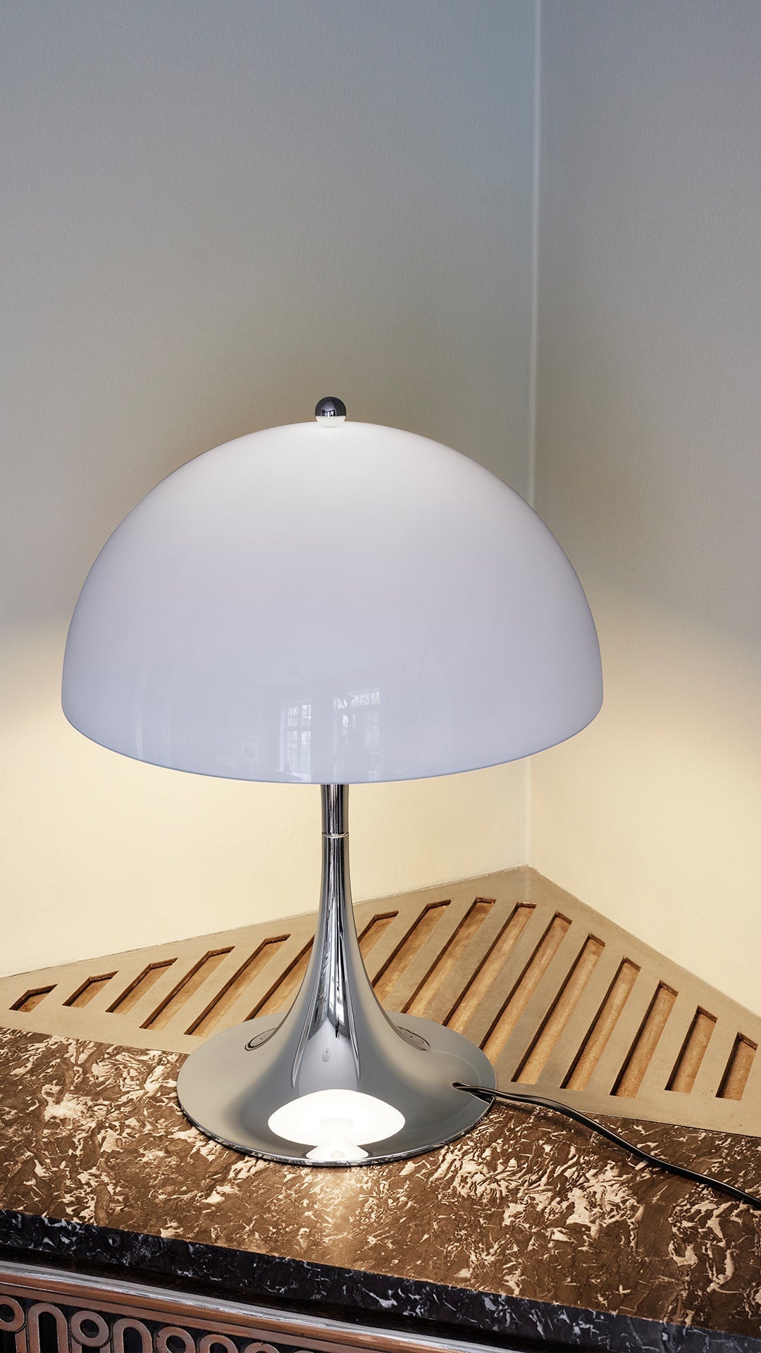 Panthella320  Bordlampe
